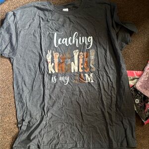 Gray 'Teaching Kindness' t- Shirt